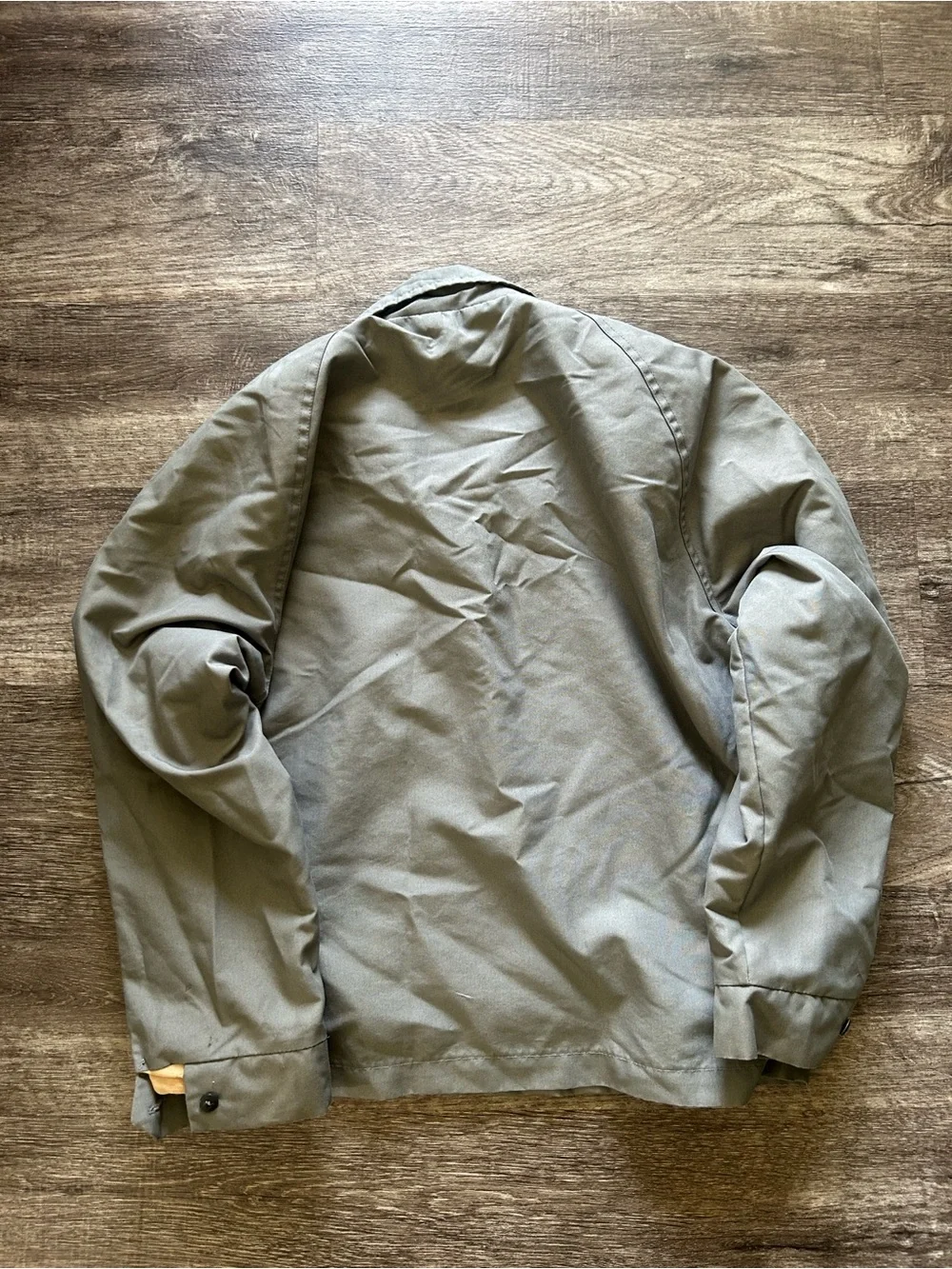 Manhattan olive green